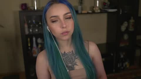 Snapshot of lis_silver chatting on May 2026 06:13:01 PM Lisa online show from May 2026 06:13:01 PM