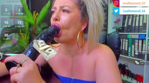 Snapshot of lisa2018 chatting on January 2025 03:14:01 AM lisa online show from January 2025 03:14:01 AM