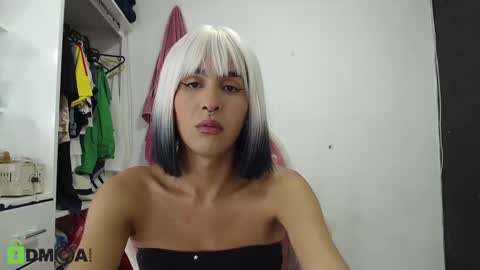 lisa_00_ online show from February 2025 01:52:02 AM