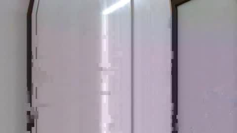 Snapshot of lisa_1011 chatting on March 2026 07:15:01 AM lisa_1011 online show from March 2026 07:15:01 AM