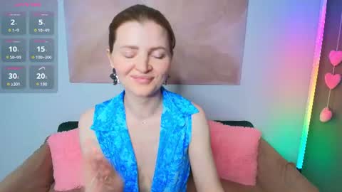 Snapshot of lisa__evans chatting on June 2026 02:05:02 AM Lisa online show from June 2026 02:05:02 AM