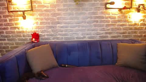 Snapshot of lisa_caprice chatting on February 2025 08:10:01 AM Lisa Caprice online show from February 2025 08:10:01 AM