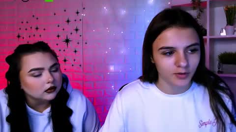 Snapshot of lisa_dark_ chatting on November 2025 10:25:02 AM Lisa online show from November 2025 10:25:02 AM