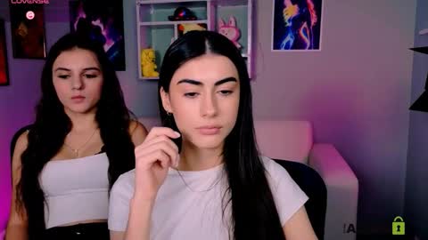 Snapshot of lisa_dark_ chatting on November 2025 11:21:01 AM Lisa online show from November 2025 11:21:01 AM