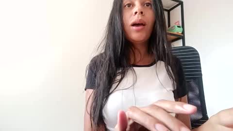 Snapshot of lisa_g07 chatting on November 2025 06:41:04 PM Lisa Santos online show from November 2025 06:41:04 PM