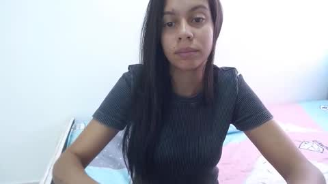 Snapshot of lisa_g07 chatting on December 2025 03:06:01 PM Lisa Santos online show from December 2025 03:06:01 PM