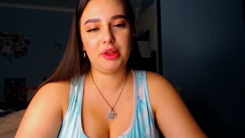Snapshot of lisa_lady_golden chatting on September 2025 09:18:01 PM lisa_lady_golden online show from September 2025 09:18:01 PM
