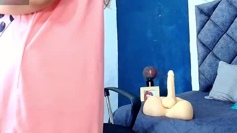 lisa_louis online show from October 2025 06:35:02 AM