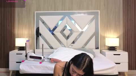 lisa_sweetas online show from February 2026 07:41:02 PM