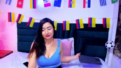 Snapshot of lisa_white_ chatting on June 2026 08:21:01 PM lisa white online show from June 2026 08:21:01 PM