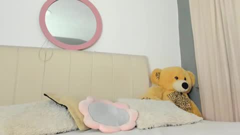 Lisa online show from March 2025 04:15:02 AM