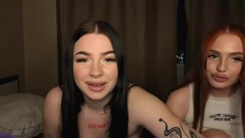 Lisa and Den online show from November 2025 04:40:02 PM