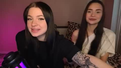 Lisa and Den online show from December 2025 05:24:02 AM