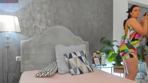 lisacroft online show from March 2026 06:08:02 AM