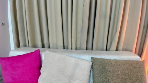 LisaHadwiin online show from February 2025 09:48:02 PM