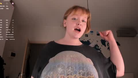 -Lisa- Help me to reach 100 thumbs up3 online show from December 2024 10:18:02 PM