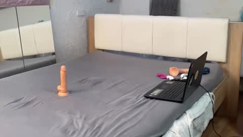 cristin online show from January 2026 08:08:01 AM