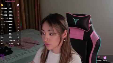   LISA   online show from October 2025 03:13:01 PM