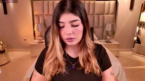 LISA MONROE online show from November 2025 08:31:01 PM