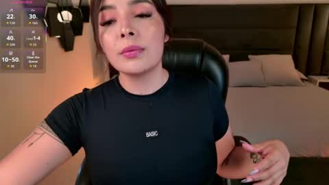 L I S A  online show from April 2026 07:44:02 PM