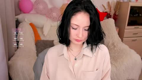 Snapshot of lisamooore chatting on April 2026 06:53:02 PM Lisa Moore online show from April 2026 06:53:02 PM
