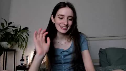 Lisa online show from March 2025 10:10:01 PM