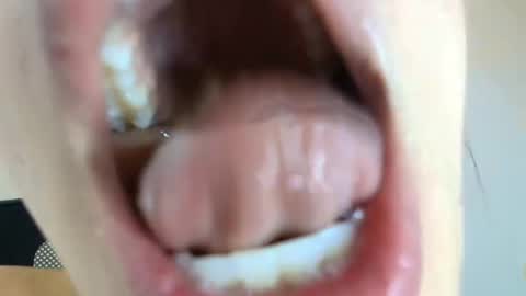 Snapshot of lisbet_21x chatting on November 2025 03:56:02 PM Lisbet online show from November 2025 03:56:02 PM