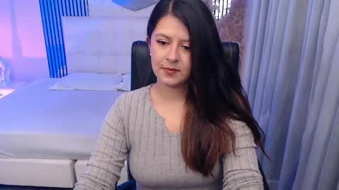 Andrea online show from April 2026 04:07:02 AM