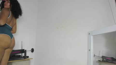 lissa_petitee online show from June 2026 12:58:01 AM