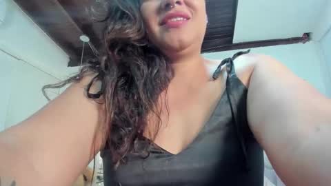 lissaharris online show from December 2025 04:28:02 AM