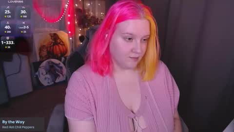 Lissa online show from November 2025 03:11:01 PM