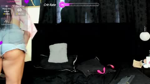 Natalia and alejandro online show from December 2024 01:32:01 PM