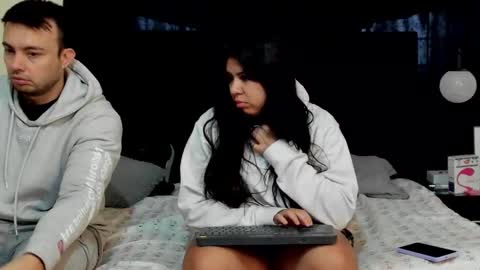 Natalia and alejandro online show from October 2025 11:11:01 AM