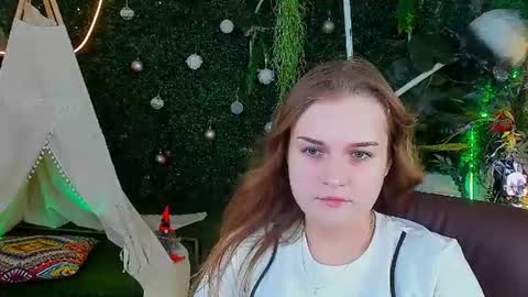 Snapshot of lissatelor chatting on June 2026 01:42:01 PM Lissa Telor online show from June 2026 01:42:01 PM