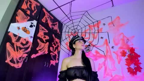 Snapshot of lisvandre chatting on October 2025 07:02:01 PM Lis online show from October 2025 07:02:01 PM