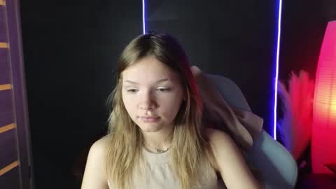 Lena online show from September 2025 02:12:01 AM