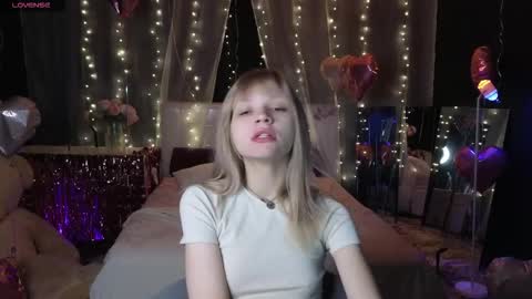 Lena online show from February 2026 10:49:02 AM