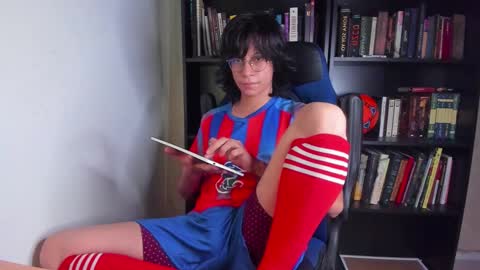 Literateboy online show from October 2025 01:06:01 AM