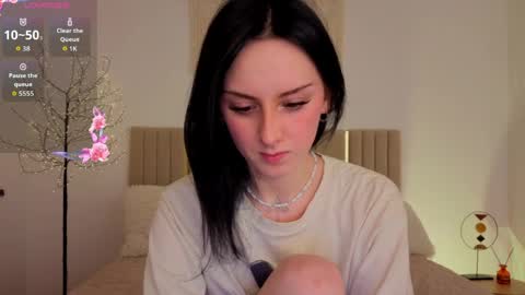 Snapshot of little1_molly chatting on May 2026 09:31:01 PM Molly online show from May 2026 09:31:01 PM