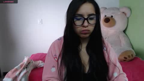Snapshot of little__samantha_ chatting on November 2025 11:43:02 AM Samantha. online show from November 2025 11:43:02 AM