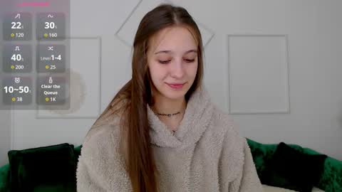 Snapshot of little_cherry___ chatting on October 2025 06:33:01 AM Lana online show from October 2025 06:33:01 AM