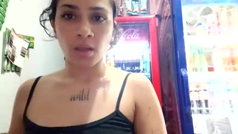 Snapshot of little_doll25 chatting on January 2025 11:07:02 PM Succubus Blue online show from January 2025 11:07:02 PM