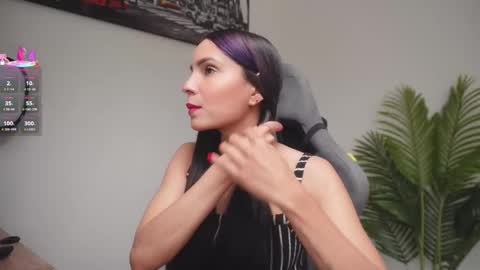 Help me reach 100 likes online show from March 2026 07:08:01 PM