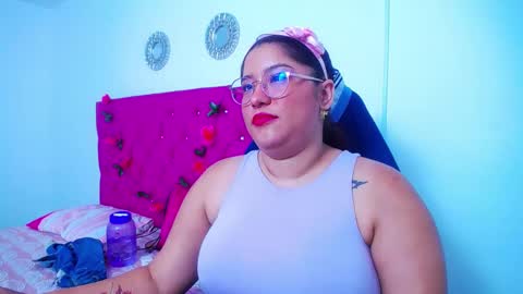 mai rojas online show from January 2025 01:13:01 AM