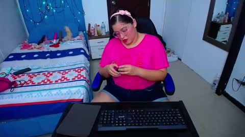mai rojas online show from February 2025 07:27:02 PM