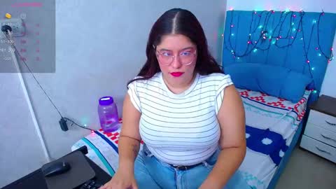 mai rojas online show from February 2025 07:10:02 PM