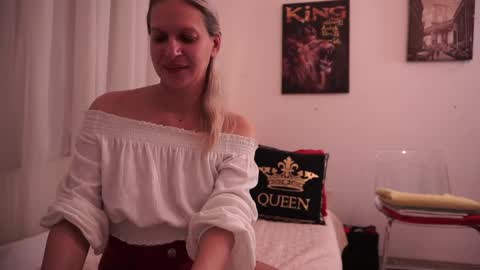 Snapshot of little_heart_andreea chatting on January 2025 10:01:01 PM little_heart_andreea online show from January 2025 10:01:01 PM