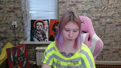 Snapshot of little_kitsune chatting on December 2025 07:03:02 AM Rachel online show from December 2025 07:03:02 AM