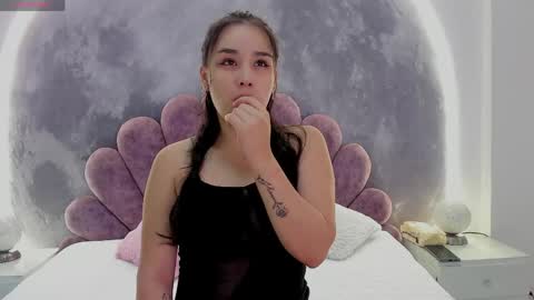 little_melanie online show from April 2026 01:58:02 PM