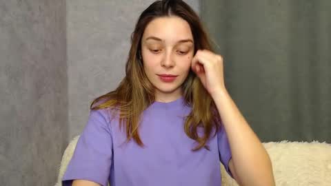 Snapshot of little_mia__ chatting on December 2024 08:11:01 PM Mia Im online every day 1530 PM in New York 2030 PM in London online show from December 2024 08:11:01 PM